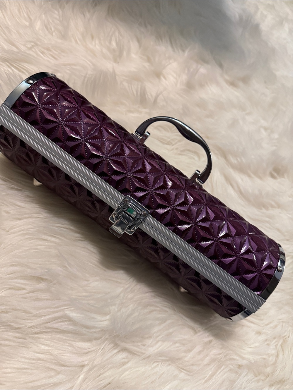 Vintage wine holder case